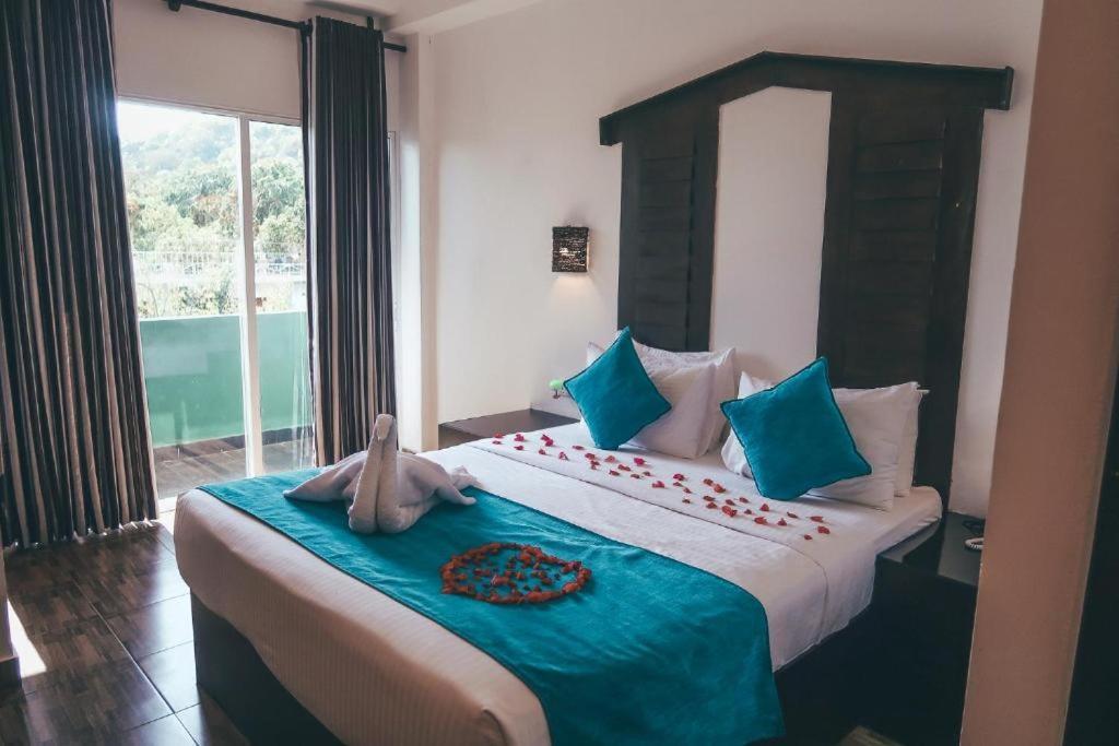 Sunshine Resort & Spa Szigirija Kültér fotó